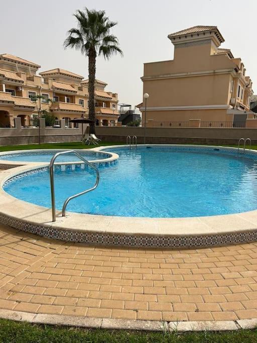 3 Bedroom Townhouse In Alicante, Orihuela Dış mekan fotoğraf