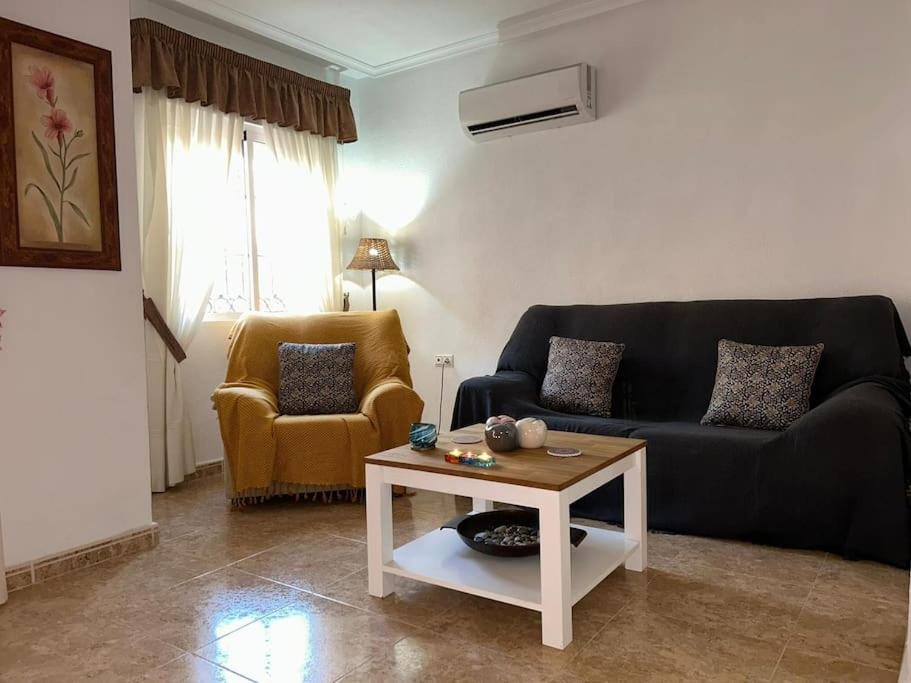 3 Bedroom Townhouse In Alicante, Orihuela Dış mekan fotoğraf