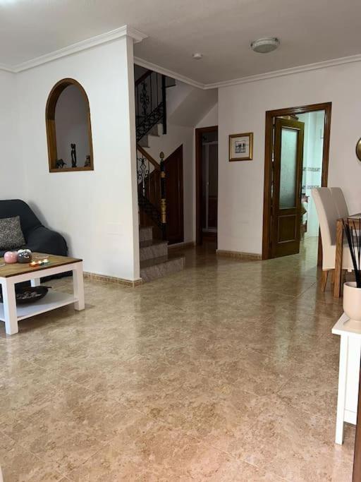 3 Bedroom Townhouse In Alicante, Orihuela Dış mekan fotoğraf